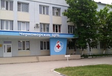 Входная группа Черноморская центральная районная больница.  Медицинская,  5