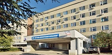Входная группа Республиканская детская клиническая больница (РДКБ).  Титова,  71