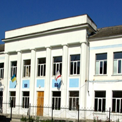 Входная группа Школа №5 в Симферополе. 